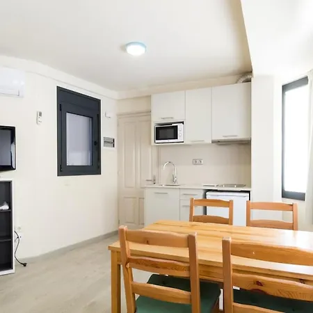 Cal Modest 1 Apartamento